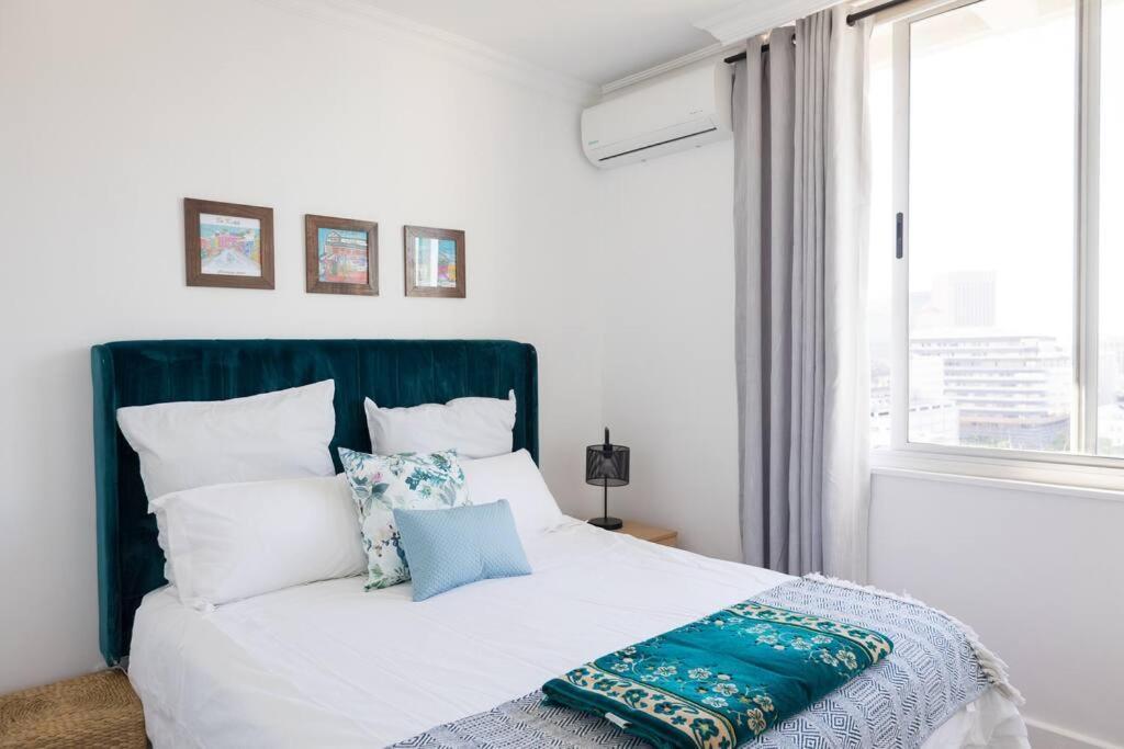 Modern, Trendy And Comfortable 2 Bedroom Apartment In Kapstadt Exterior foto
