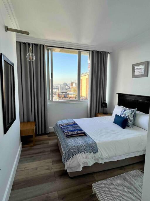 Modern, Trendy And Comfortable 2 Bedroom Apartment In Kapstadt Exterior foto